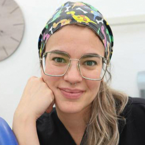 Ζερβού Ειρήνη Οδοντίατρος, Χειρουργός Οδοντίατρος