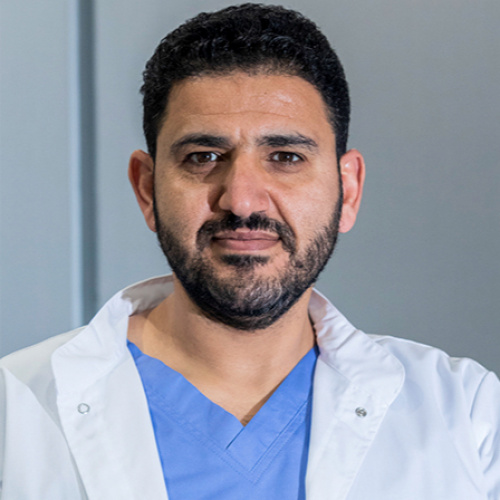 Αλουαρντιάν Μαμντούχ Οδοντίατρος, Χειρουργός Οδοντίατρος