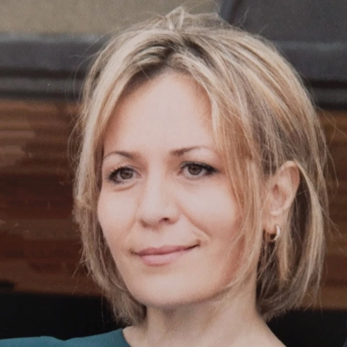 Τσέλα Σμαράγδα