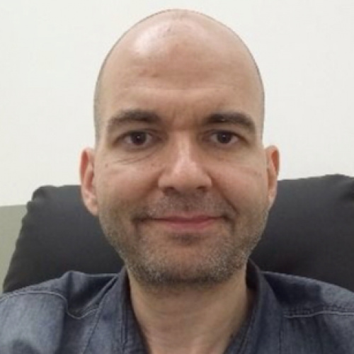 Καφετζής Δημοσθένης Οφθαλμίατρος, Χειρουργός Οφθαλμίατρος