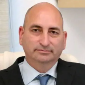 Καπράλος Γιώργος - Πλαστικός Χειρουργός στο instadoctor.gr