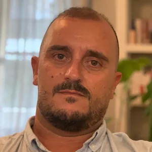 Παπάζογλου Σάκης - Ψυχολόγος - Ψυχοθεραπευτής στο instadoctor.gr